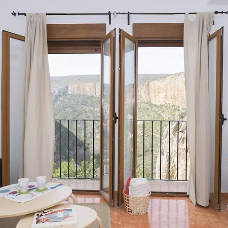 Miralrio Chulilla Apartment Екстериор снимка