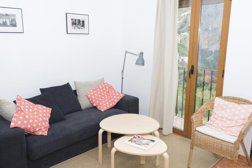 Miralrio Chulilla Apartment Екстериор снимка